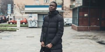 5 Streetwear Trends Dominating Men's Fashion in the US This Winter 2025 - Cover Image