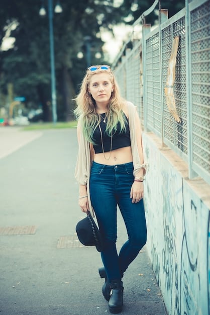 Women’s Streetwear on a Budget: 10 Affordable Pieces to Elevate Your Look