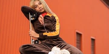 Women's Streetwear: Mixing High-End with Low-End for a Killer Look - Cover Image